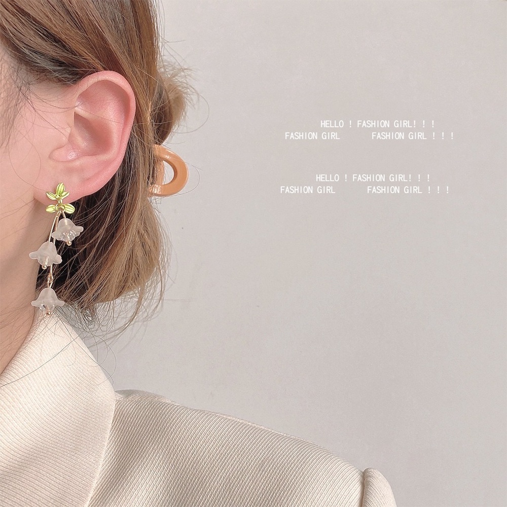 Handmade Green Enamel Flower Tassel Earrings – 925 Silver 🌸✨